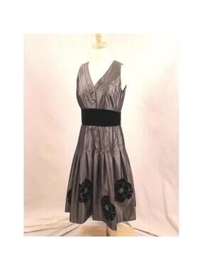Vintage 90s 100% Silk and Velvet Floral Embellished Silver Cocktail Dress Small